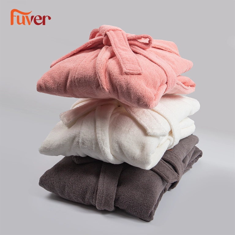 Cotton là chất liệu hoàn hảo dành cho áo choàng tắm cao cấp