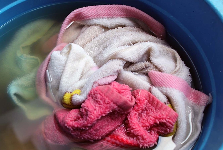 Hãy phân loại các loại khăn mặt trước khi giặt khăn mặt