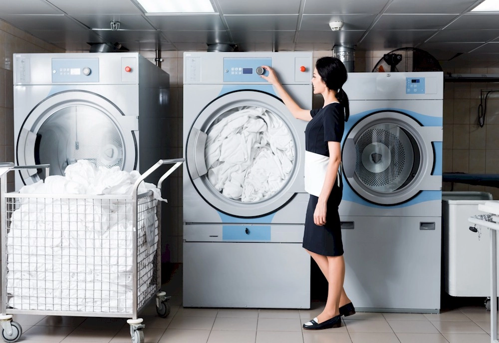 Quy Trình Giặt Khăn Tắm Khách Sạn Đảm Bảo Vệ Sinh Và Chất Lượng Dịch Vụ